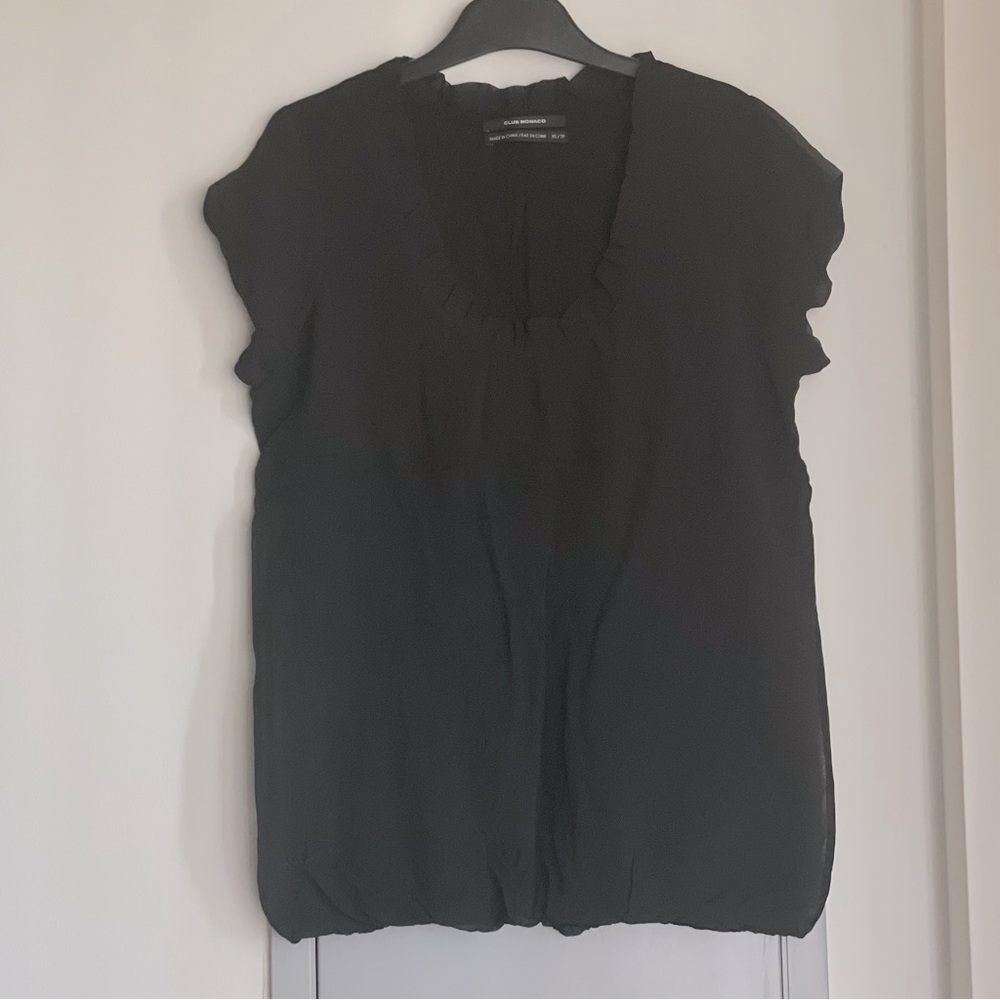 NWOT CLUB MONACO Black 100% Silk Blouse